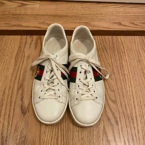 Authentic Gucci Bee Embroidered Sneakers